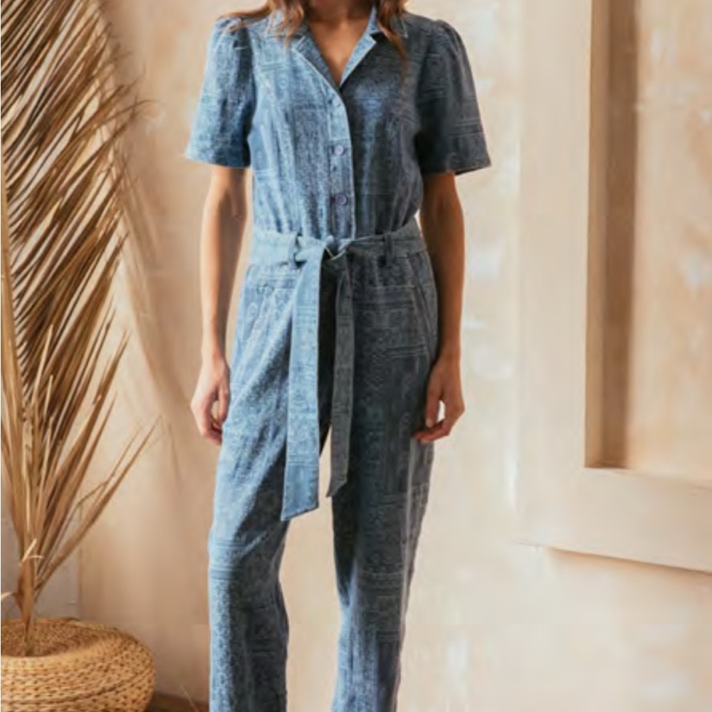 NWT Skies Are Blue Paisley Patterned Jumpsuit